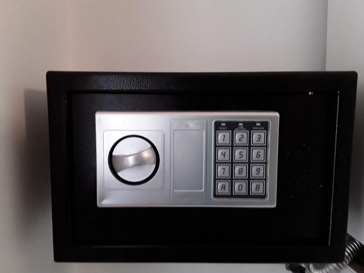 Camera Il Borgo Vicino Al Castello Con Parcheggio 马尔切西内 外观 照片